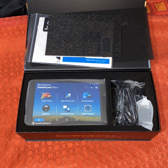 Rand McNally over dryve 8.2 GPS - Picture 2 of 5